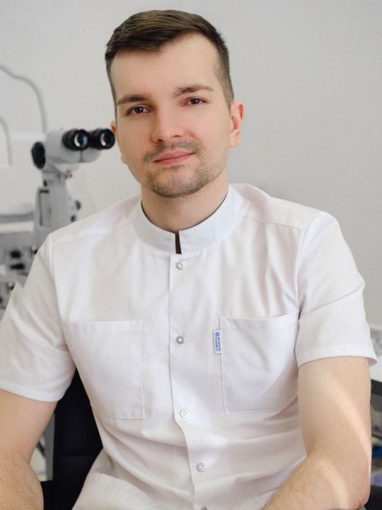 Офтальмохирург Ныгыметов Ильяс Канатович